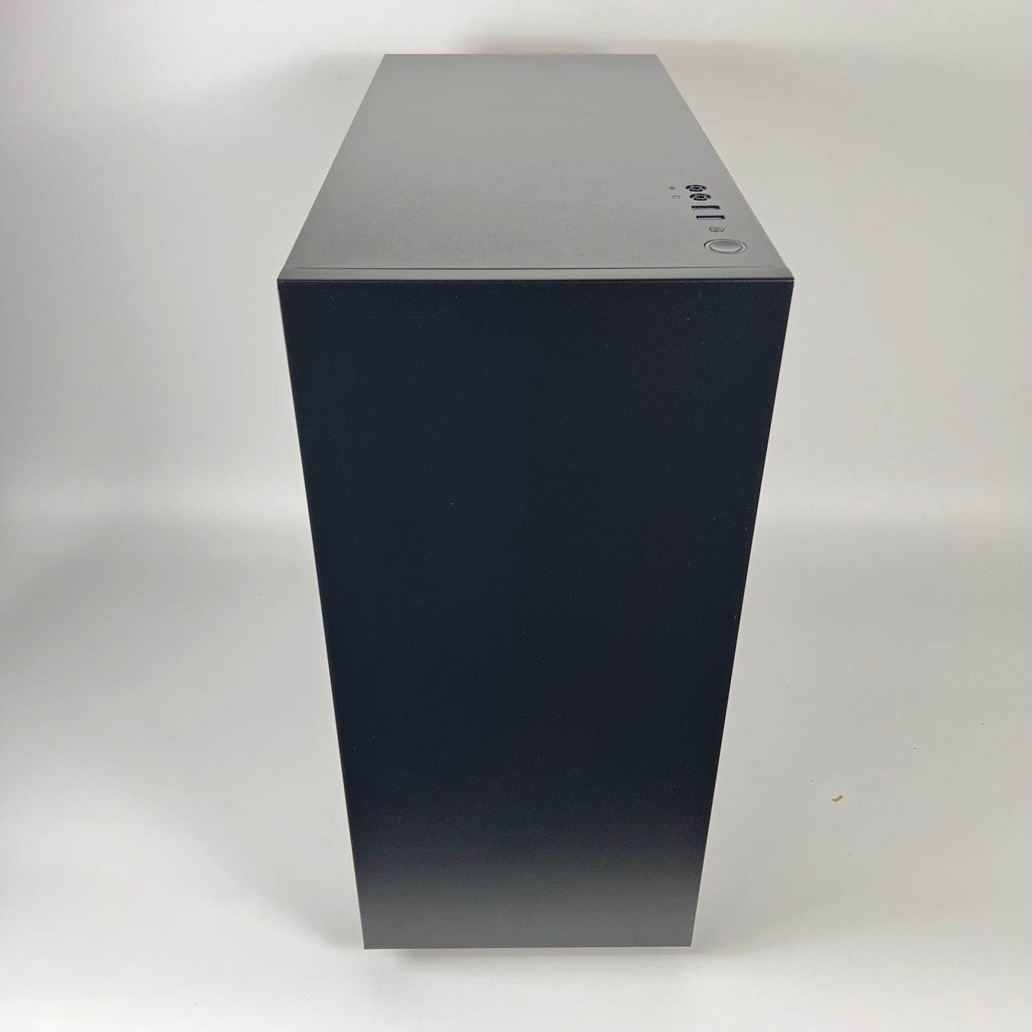 New ABS Gladiator ALI463 Ryzen 7 3700X 3.60GHz 16GB RAM 1TB SSD GeForce RTX 3070