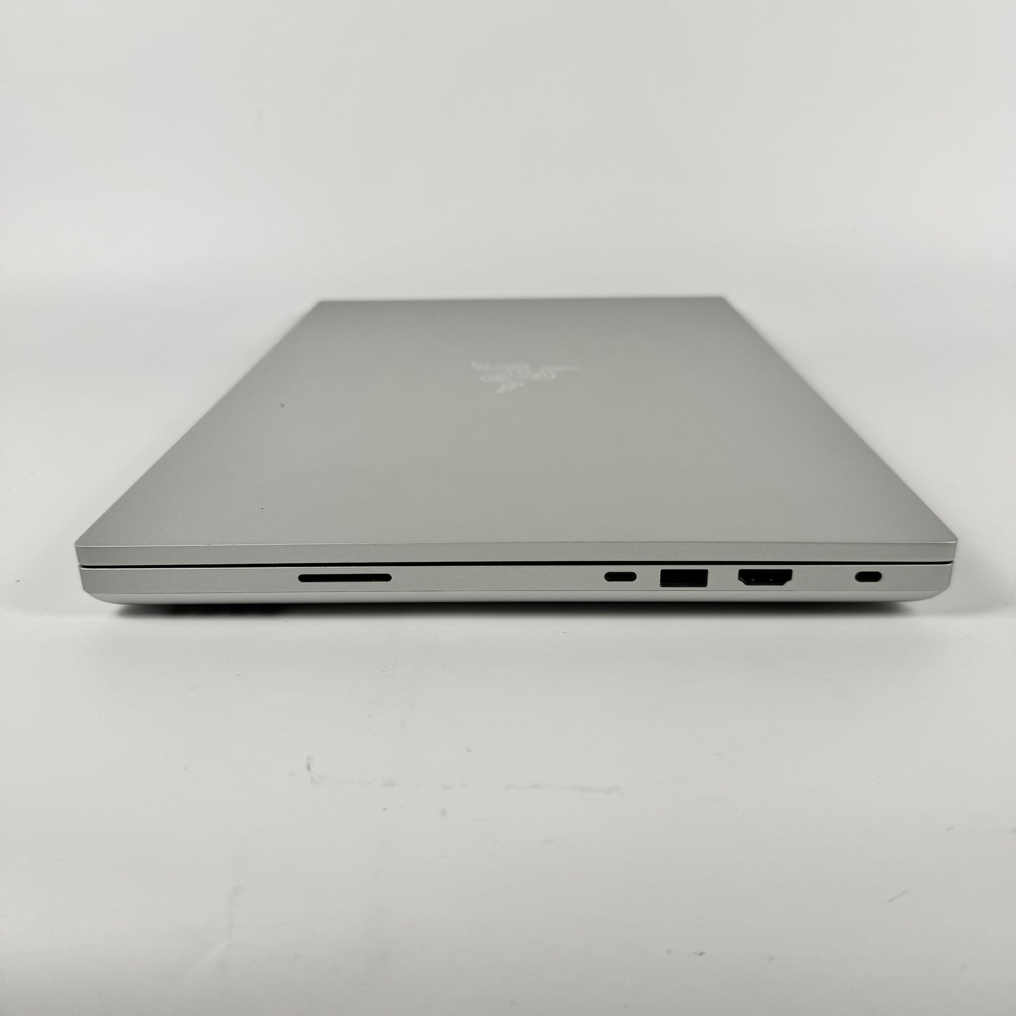 Razer Blade 16 RZ09-RZ090510 16" i9-14900HX 2.2GHz 32GB RAM 2TB SSD RTX 4080
