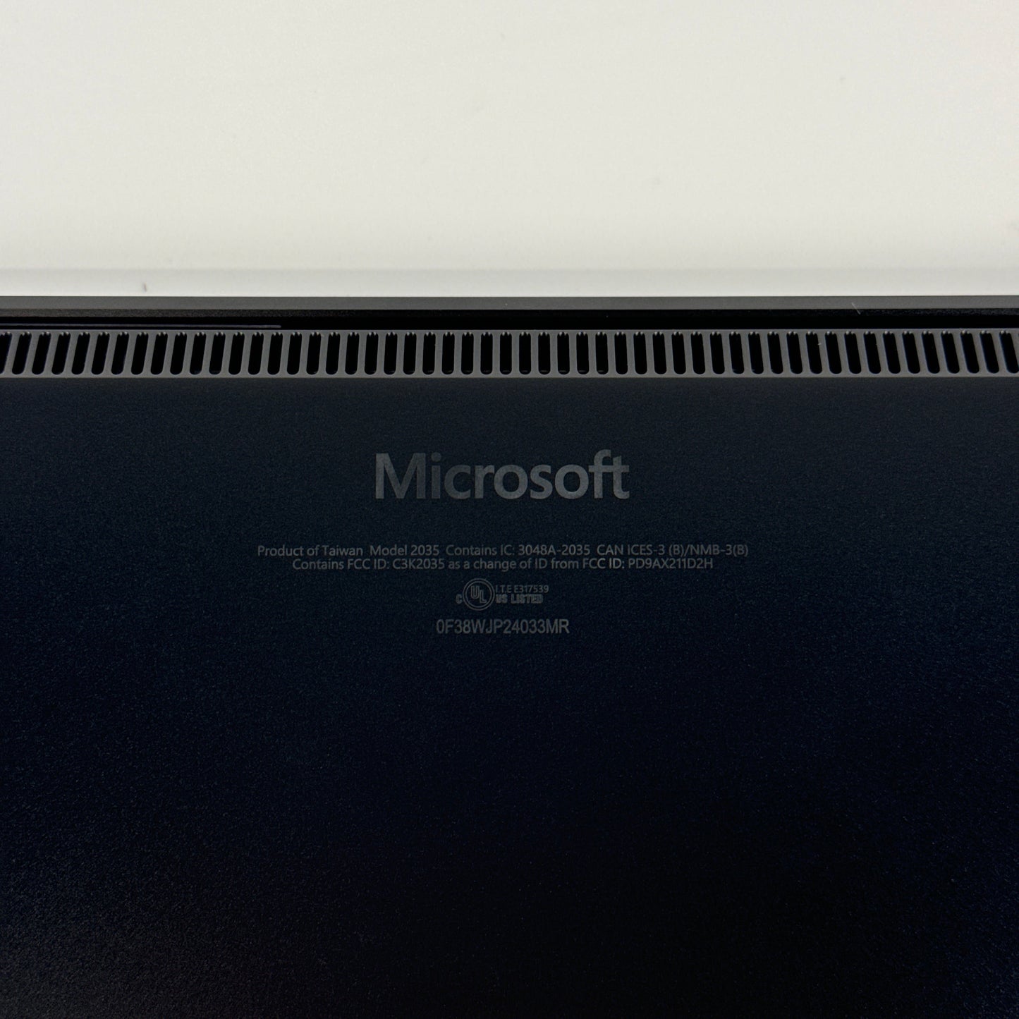 New Microsoft Surface Laptop 6  2035 15" Ultra 7 165H 1.4GHz 32GB RAM 512GB SSD