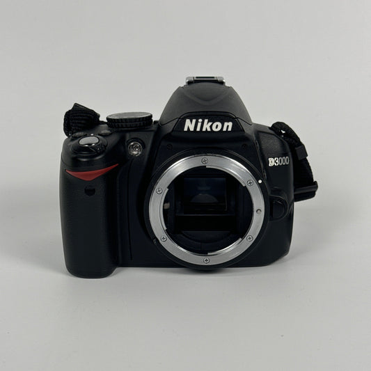 Nikon D3000 10.0MP Digital SLR DSLR Camera