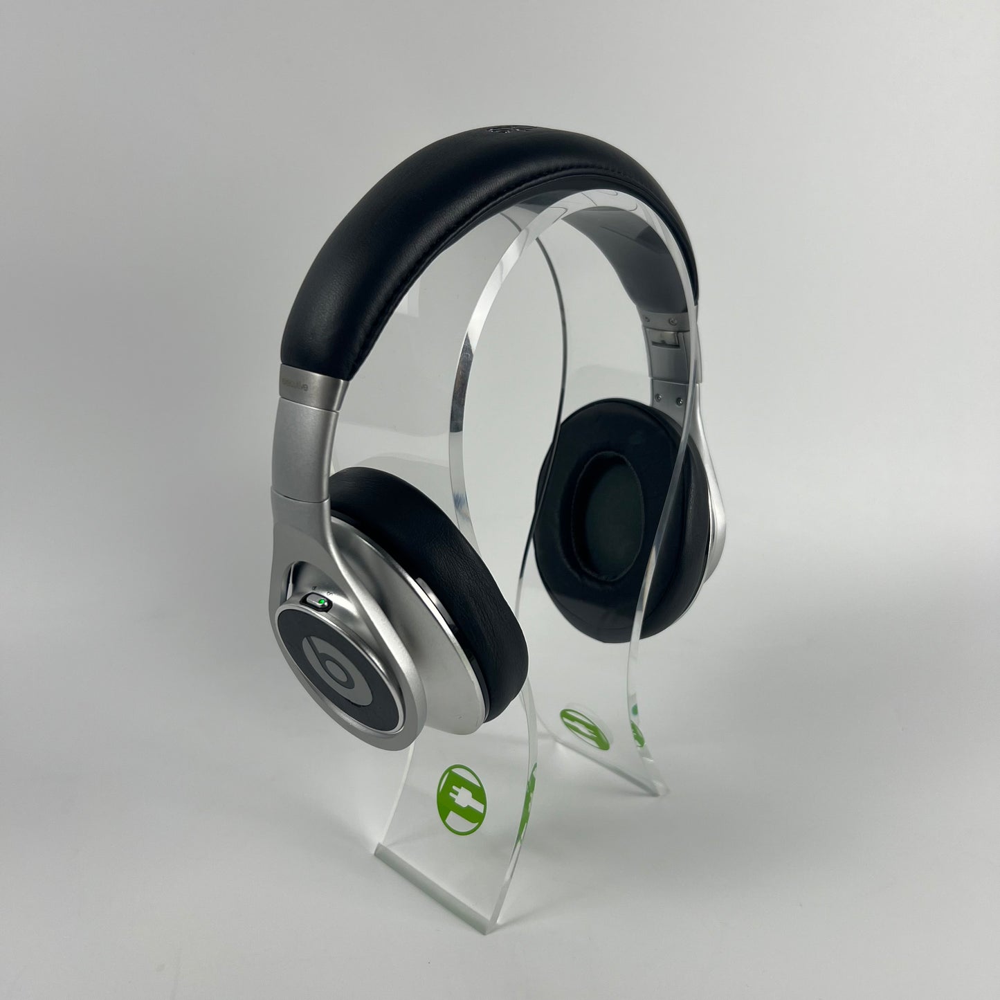 Beats Executive Wired Over-Ear Headphones Silver A0313